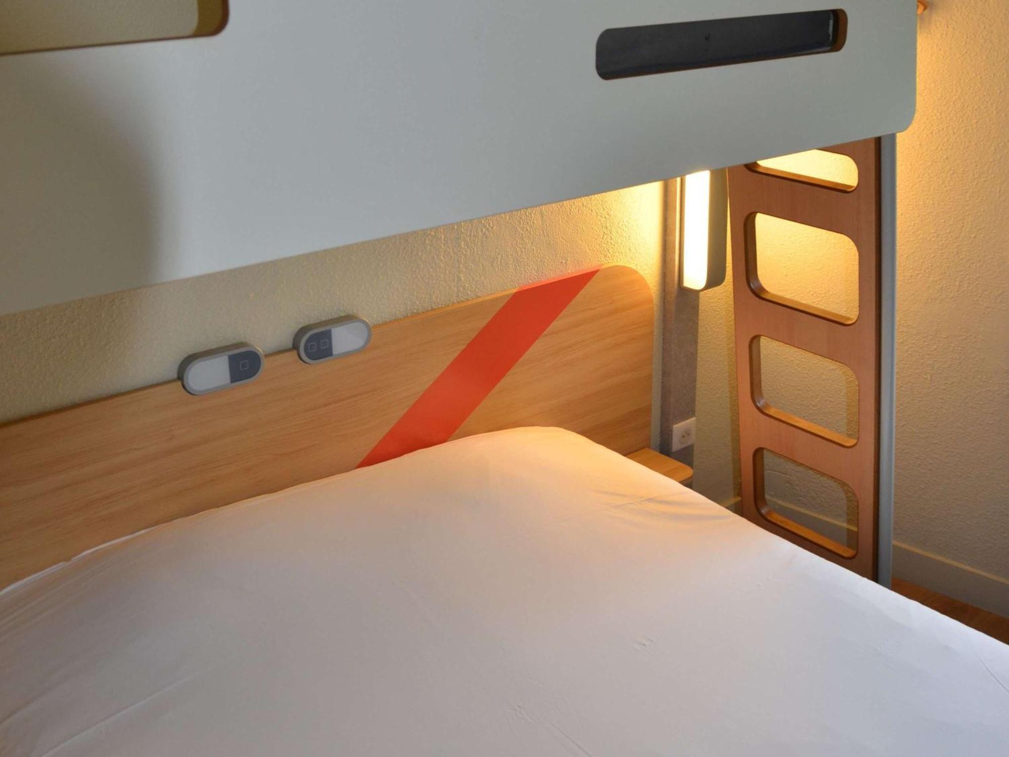 Ibis Budget Rouen Nord Isneauville Exterior foto
